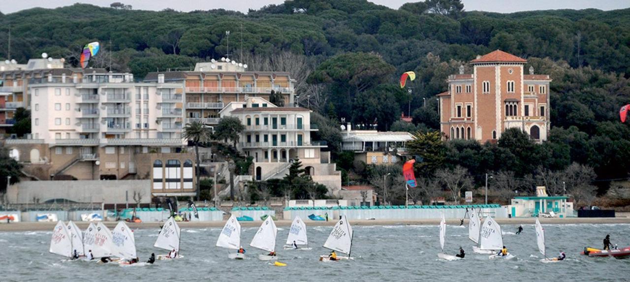 Ostello San Luigi Orione Anzio Ngoại thất bức ảnh